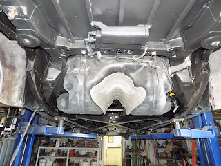 1648844477 364 41 CADILLAC GAS TANK REAR END