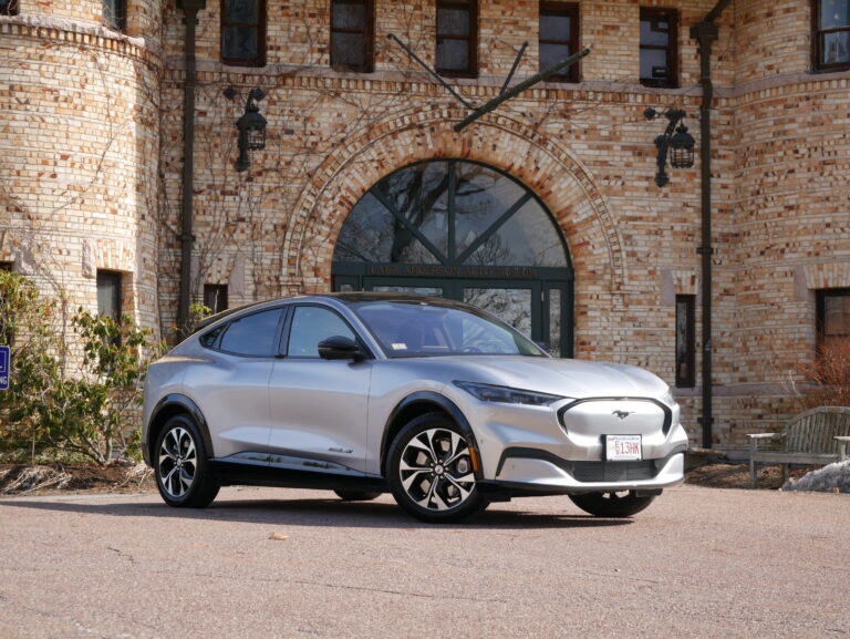 2021 Ford Mustang Mach-E