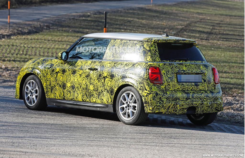 2024 Mini Hardtop spy shots - Photo credit: S. Baldauf/SB-Medien