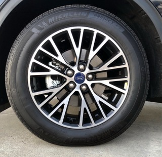 2022 Ford Escape Plug-in Hybrid Titanium FWD