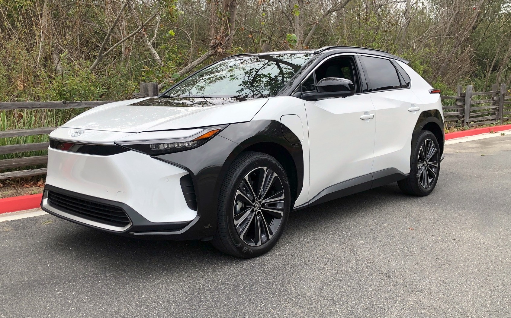 1649761419 Flash Drive 2023 Toyota BZ4X EV