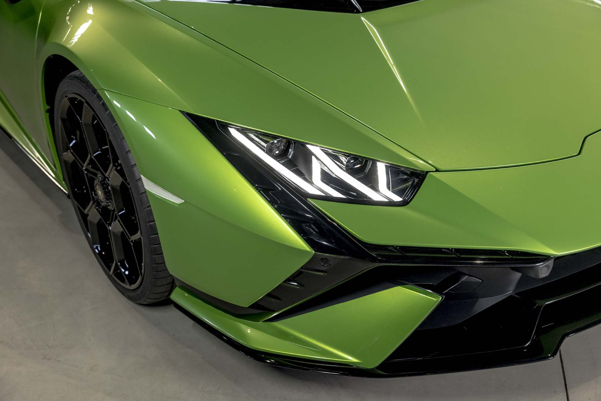 2024 Ford Mustang Lamborghini Huracan Tecnica electric Acura NSX Todays