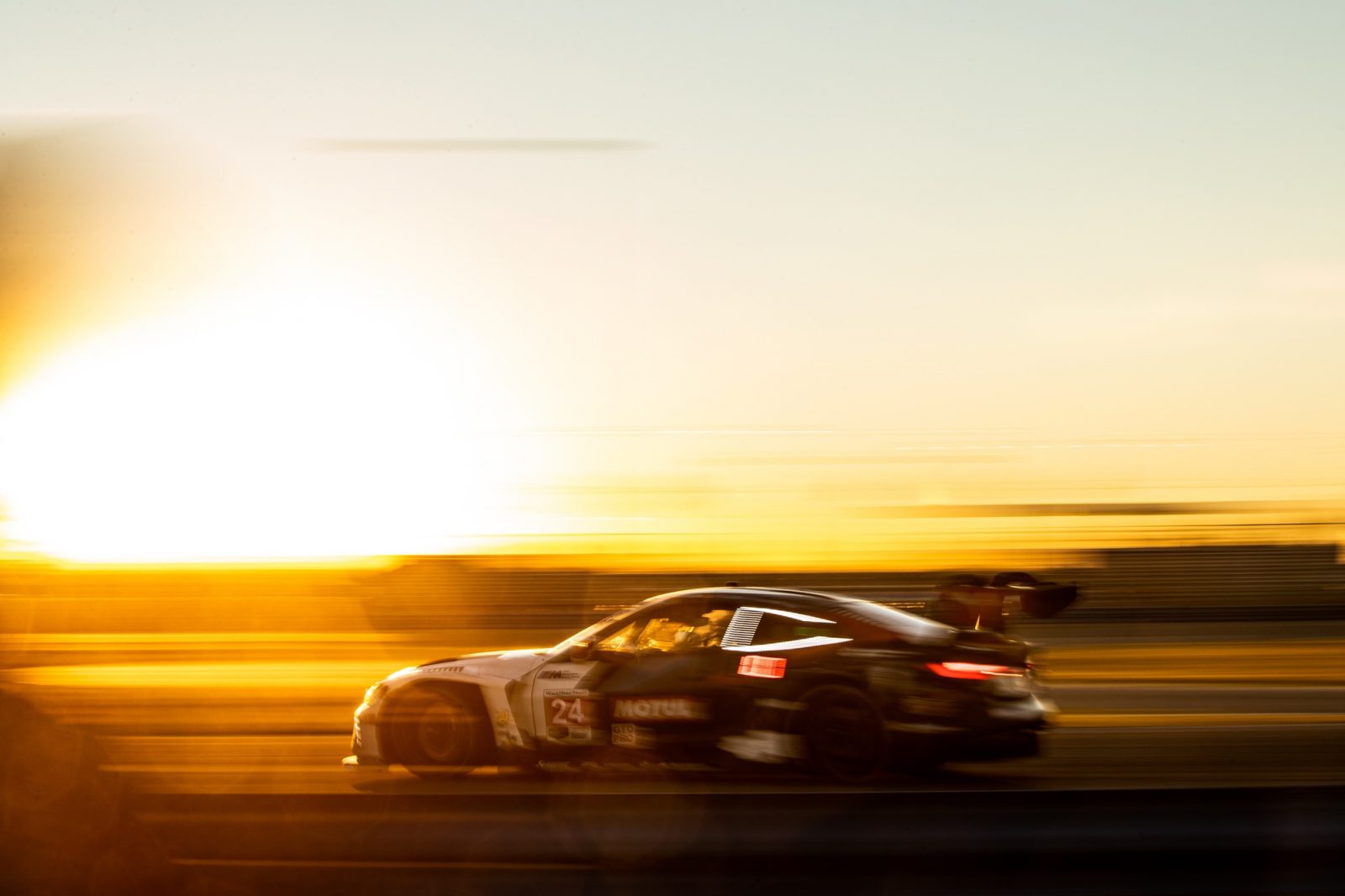 BMW m4 gt3 bmw m team RLL IMSA 