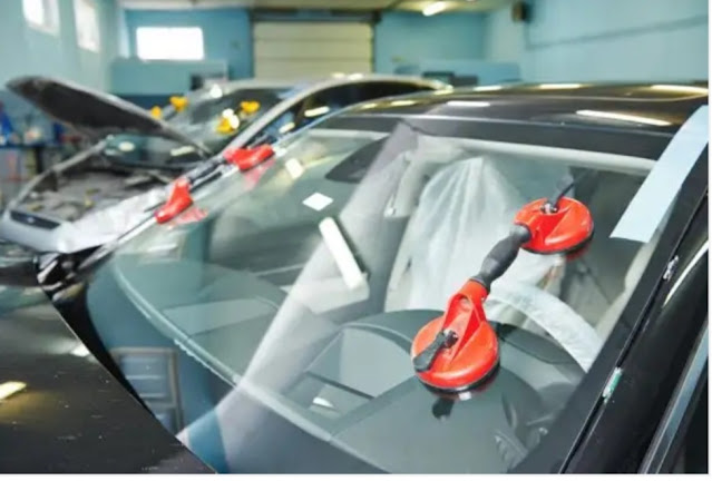 Everything You Need to Know About the Glass Repairing Service