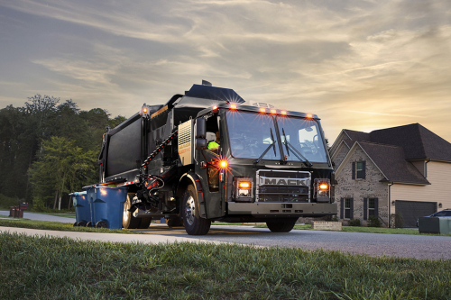 220303---next-generation-mack-lr-electric