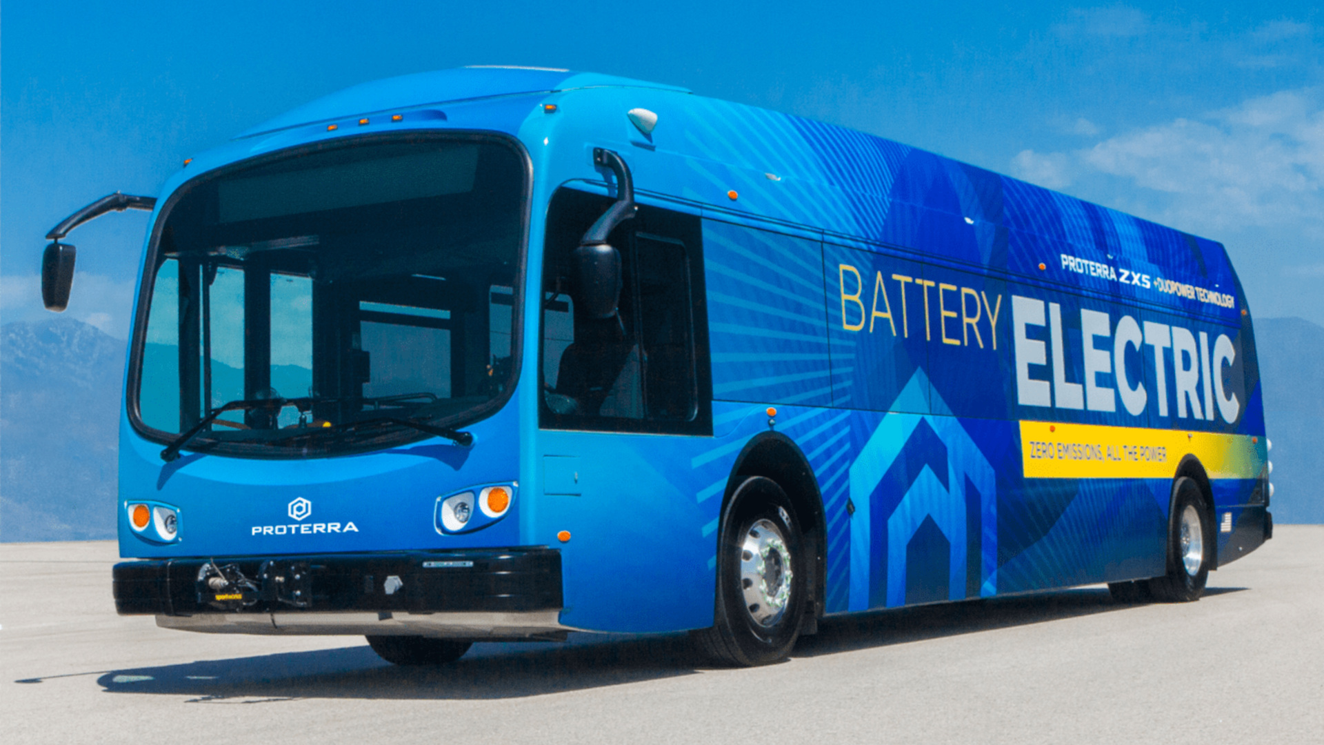 This Electric Bus Has a Battery Pack Over 3 Times