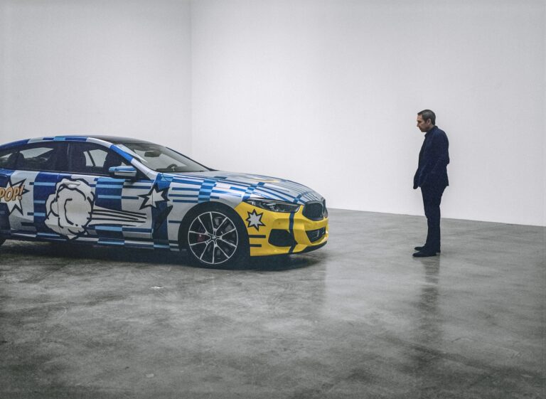 World Premier The 8 X Jeff Koons