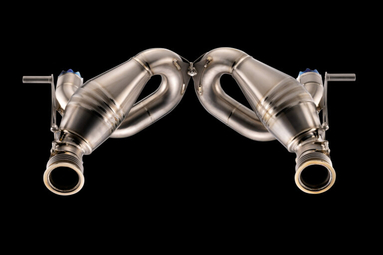 1651842456 Valentino Balboni comes out with titanium exhaust for Lamborghini Huracan
