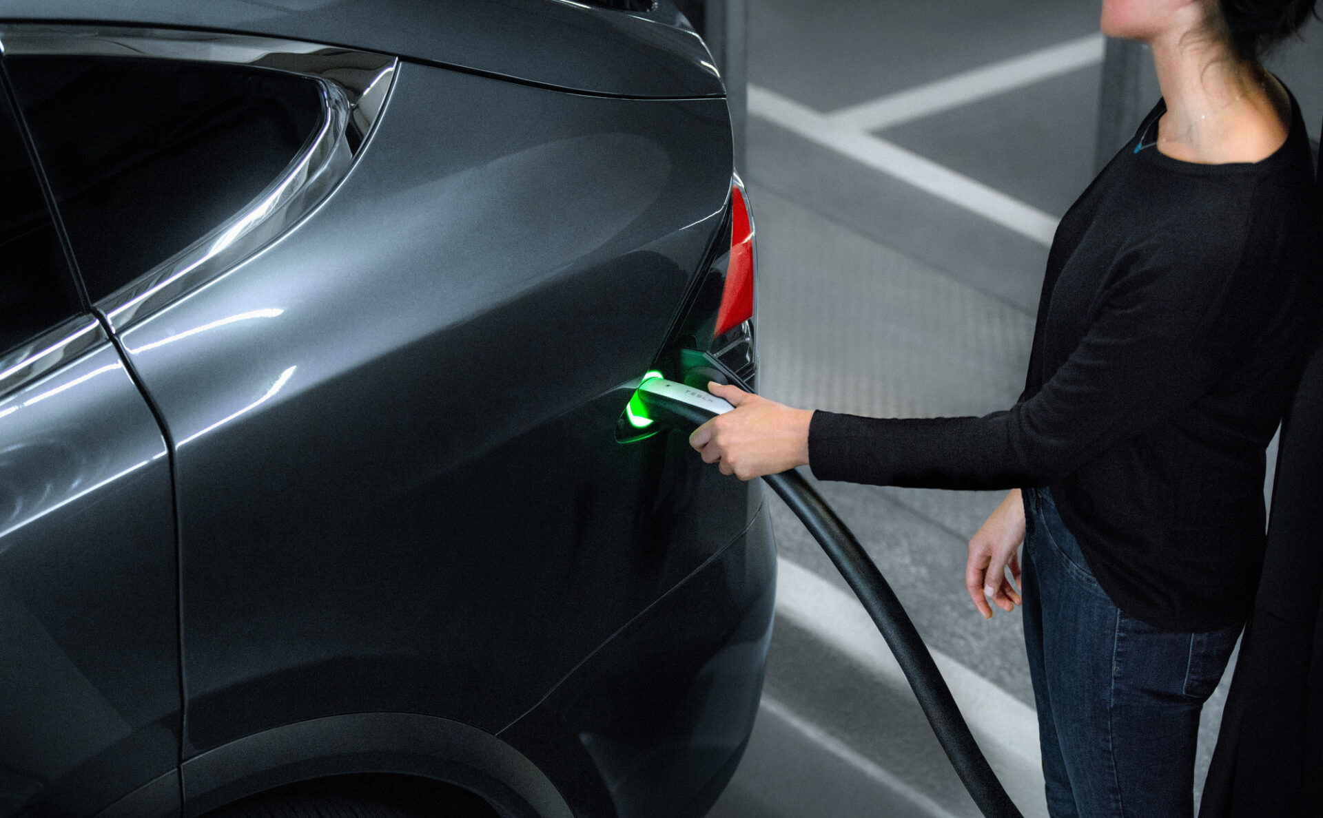 1651917533 Opinion A Plug In Perk Free Charging