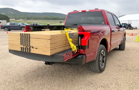 2022 Ford F-150 Lightning EV
