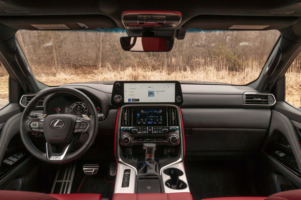 2022 Lexus LX 600 F Sport Handling