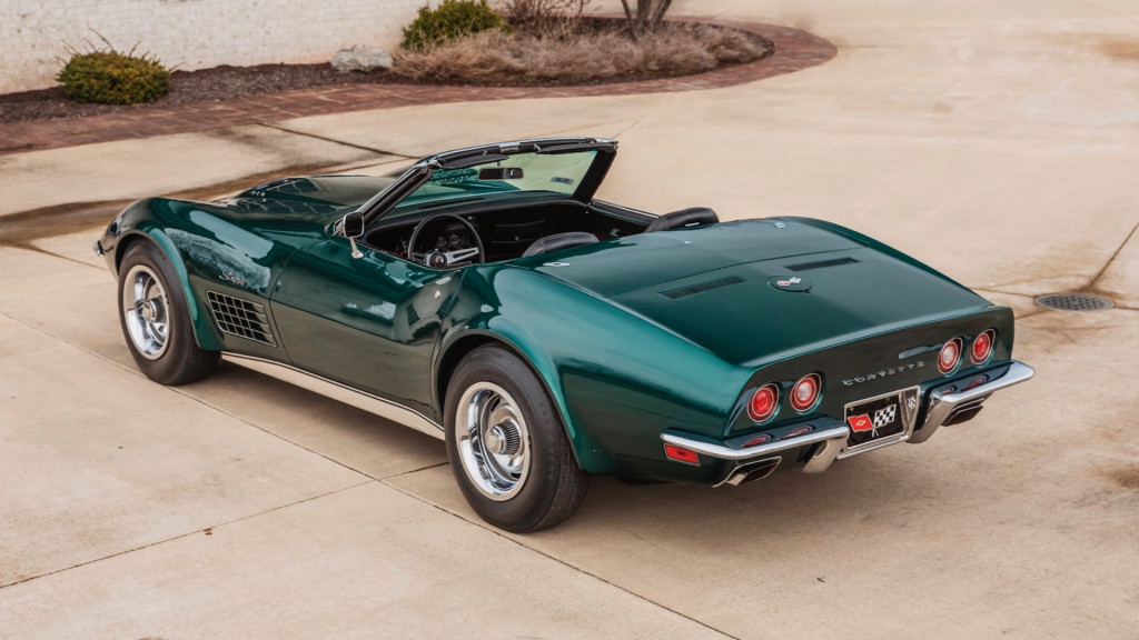 1971 Chevrolet Corvette ZR2 convertible (photo via Mecum Auctions)
