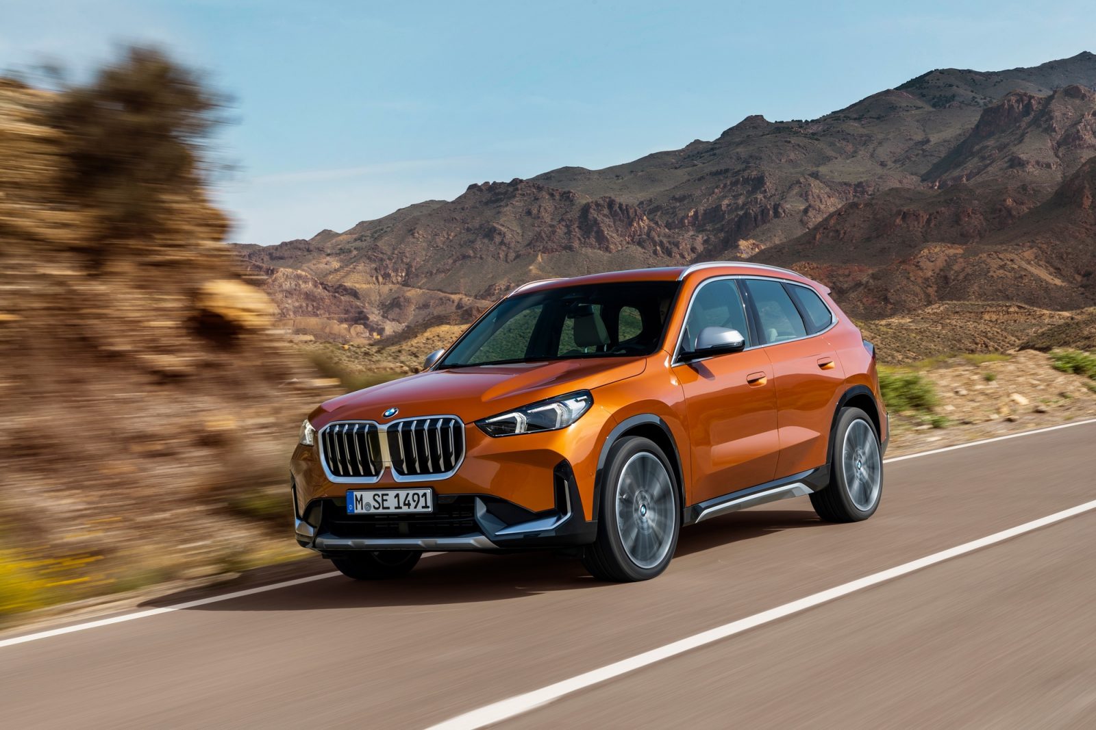 1654042203 747 World Debut The New 2023 BMW X1 and BMW iX1