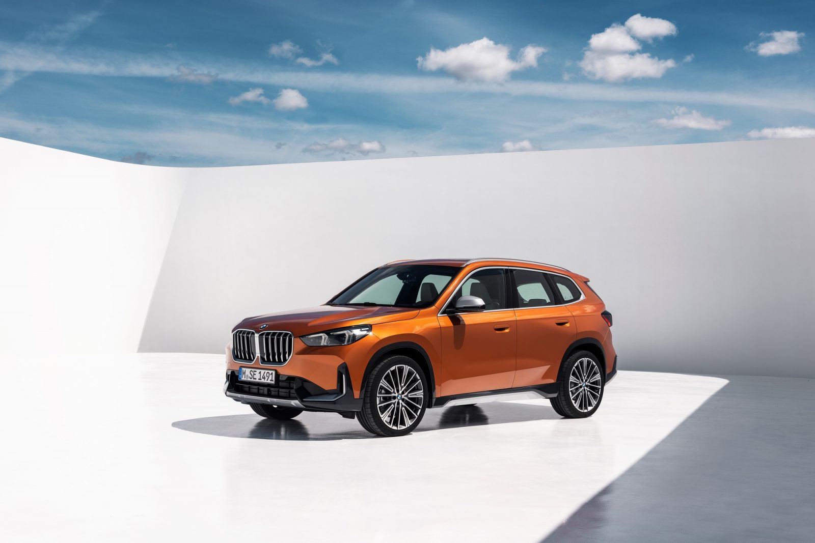1654042205 951 World Debut The New 2023 BMW X1 and BMW iX1