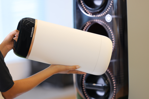 1654178505 Toyota and Woven Planet develop portable hydrogen cartridge prototype