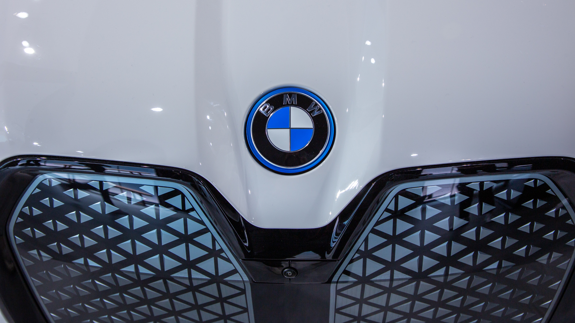 1654260255 BMW starts construction of plant for first Neue Klasse EV
