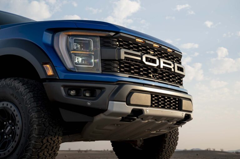 1655217269 Hear the Ford F 150 Raptor Rs V 8 sing