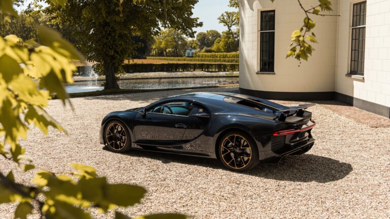 1655821232 Bugatti Chiron and Chiron Sport LEbe honor Ettore Bugattis daughter