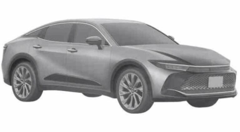 1655832699 2023 Toyota Crown Cross patent images surface