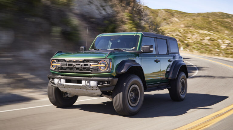 2022 Ford Bronco Raptor 2024 VW IDBuzz Cadillac Celestiq Car