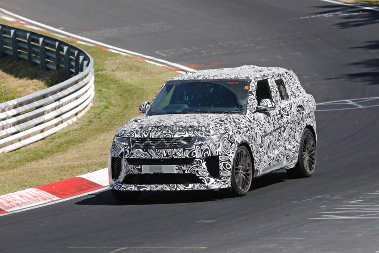 2024 Land Rover Range Rover Sport SVR spy shots and