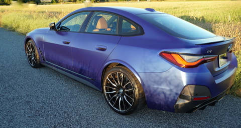 2022 BMW i4 M50