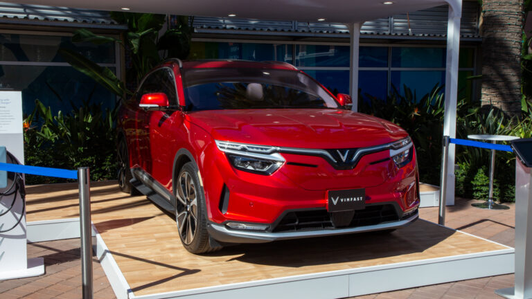 1657201531 New deal will see Vinfast gain solid state batteries by 2024