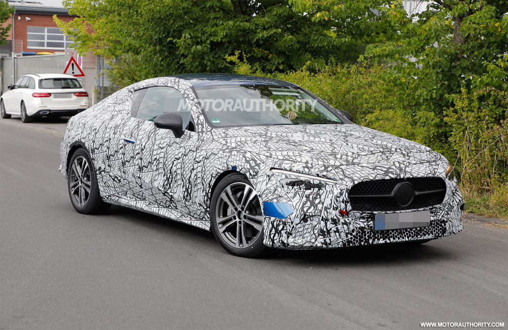 2024 Mercedes-Benz CLE-Class spy shots = Photo credit: S. Baldauf/SB-Medien