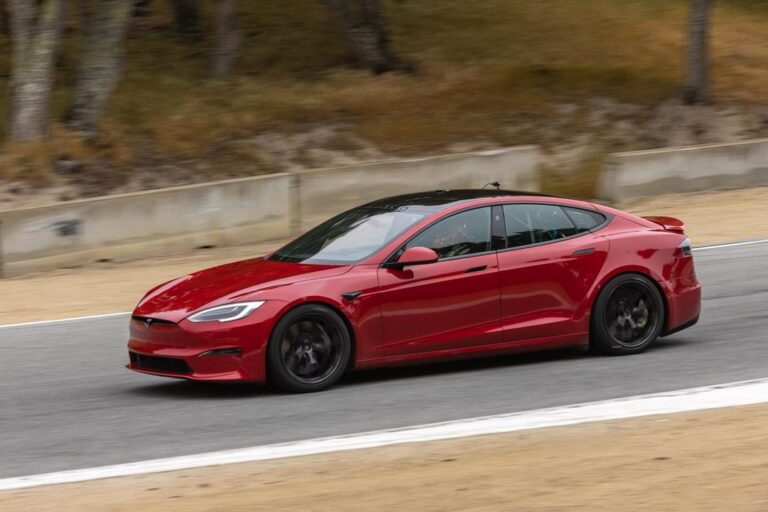 Tesla Model S Plaid