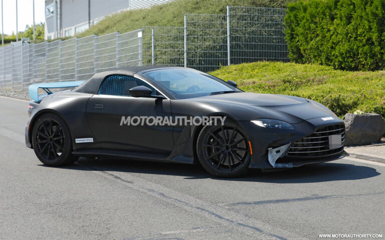 1660558514 Hardcore sports car about to drop its top