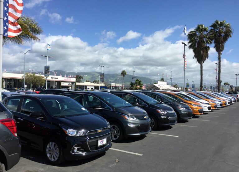 1661249179 Tips Buying Your First Car
