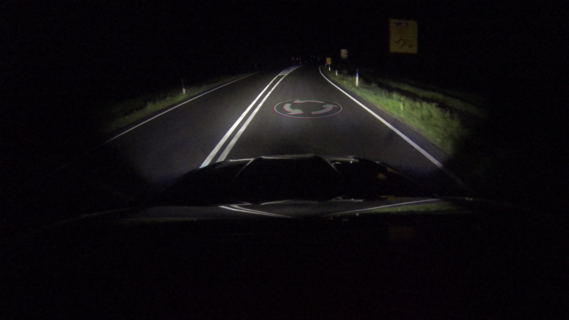1661597285 Ford tests shape projecting headlights