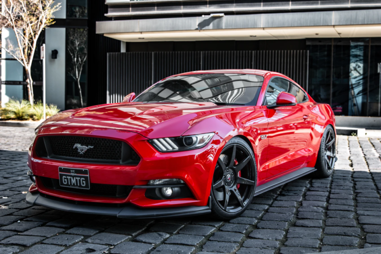 modified Ford Mustang; https://unsplash.com/photos/VtfiPvSGh5s (CC0)