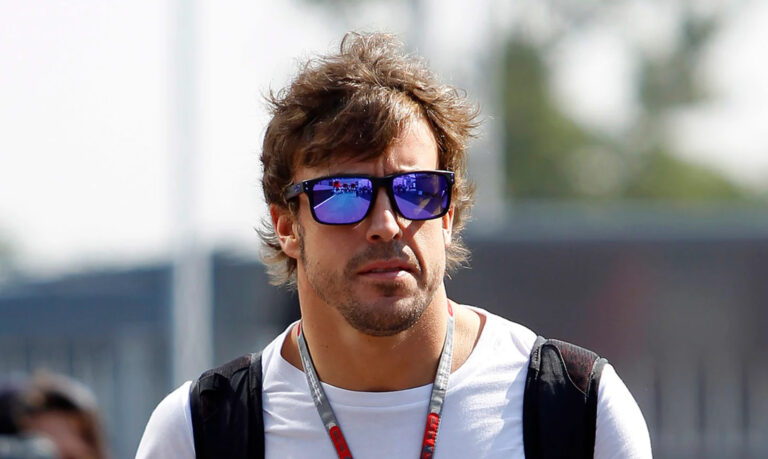Alonso named Vettels replacement at Aston Martin F1 team