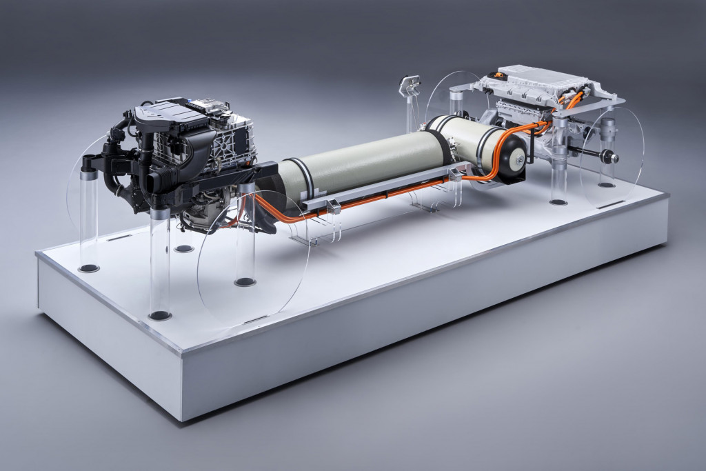 BMW hydrogen-electric powertrain