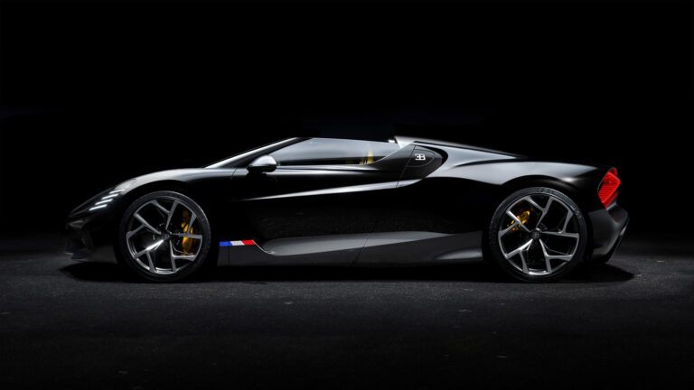 1663672987 Bugatti cautious on more practical vehicle for second model line