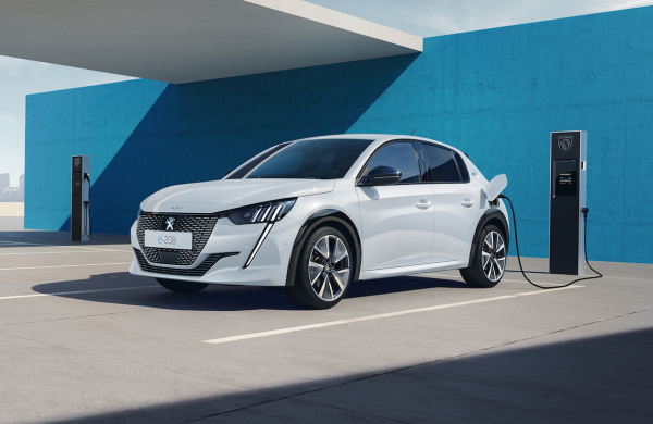1664287495 2023 PEUGEOT e 208 BEV to use new e 308s drivetrain