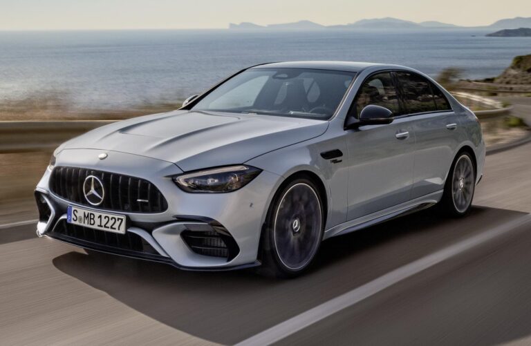 Mercedes-AMG C63 S E Performance