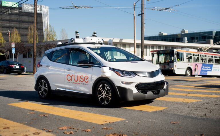 Cruise robot taxi service to expand to Austin Phoenix in