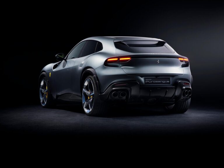 Ferrari Purosangue rear