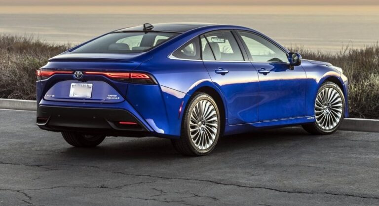 1664616626 Road Test 2022 Toyota Mirai Limited FCEV