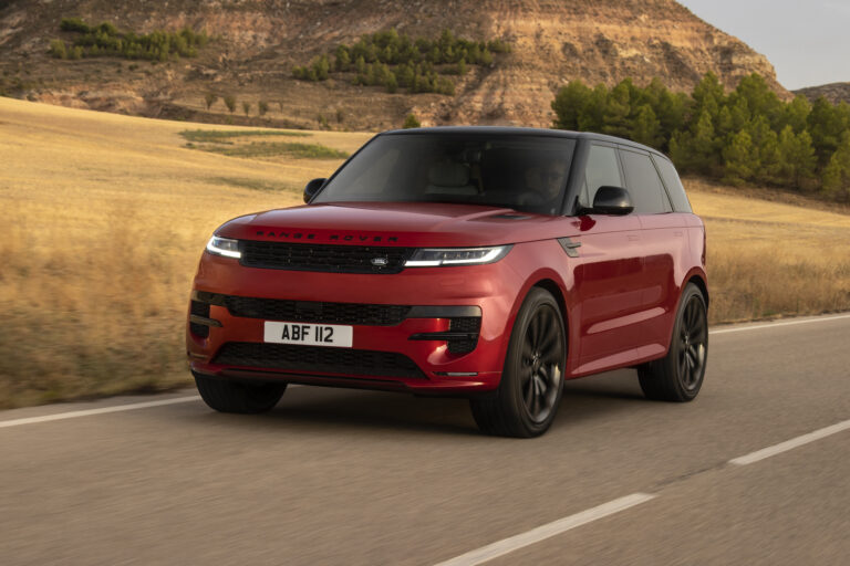 1664890684 2023 Range Rover Sport passes the plug in vibe check