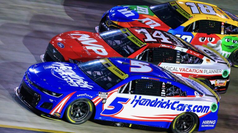 1665316313 NASCAR teams warn of broken economic model