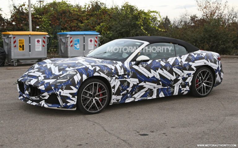 1666612669 2024 Maserati Granturismo convertible spy shots
