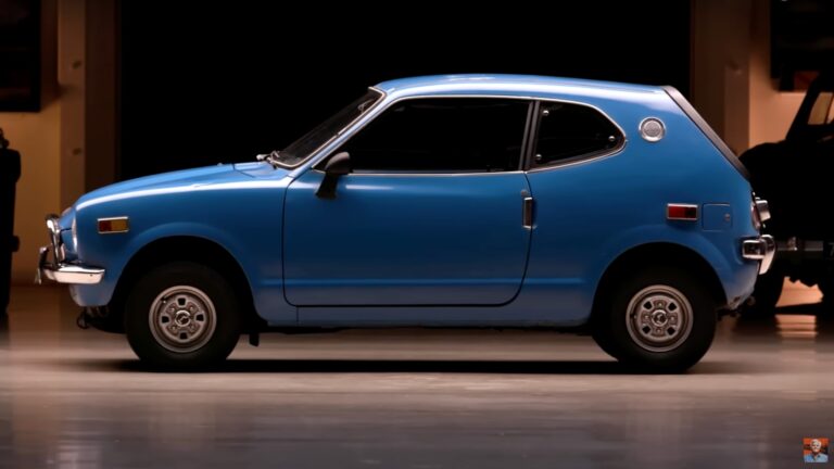 197071 Honda Z600 buzzes into Jay Lenos Garage