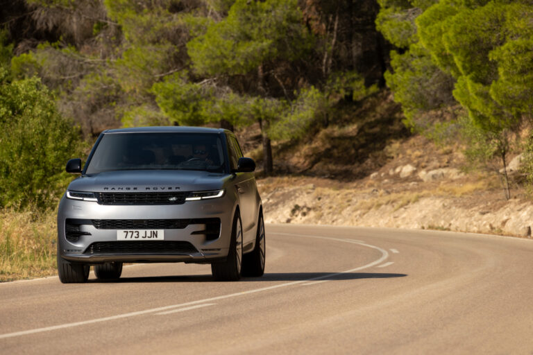 2023 Range Rover Sport Audi R8 V10 GT Ford Performance