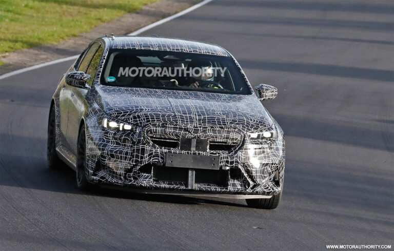 BMW M5 spy shots Lamborghini Huracan Tecnica EU ICE ban
