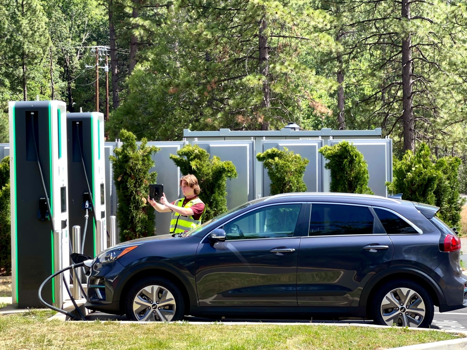 Charged EVs Electrify America highlights customer satisfaction efforts