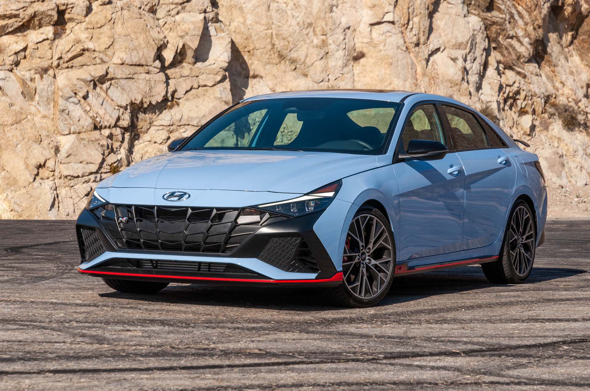 Hyundai issues stop sale and recall for vehicles with 8 speed DCT