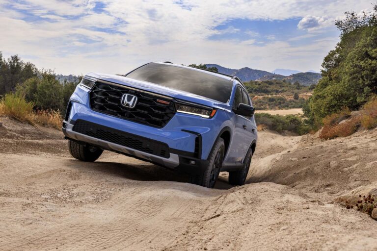 1667832771 Redesigned 2023 Honda Pilot adds space rugged Trailsport